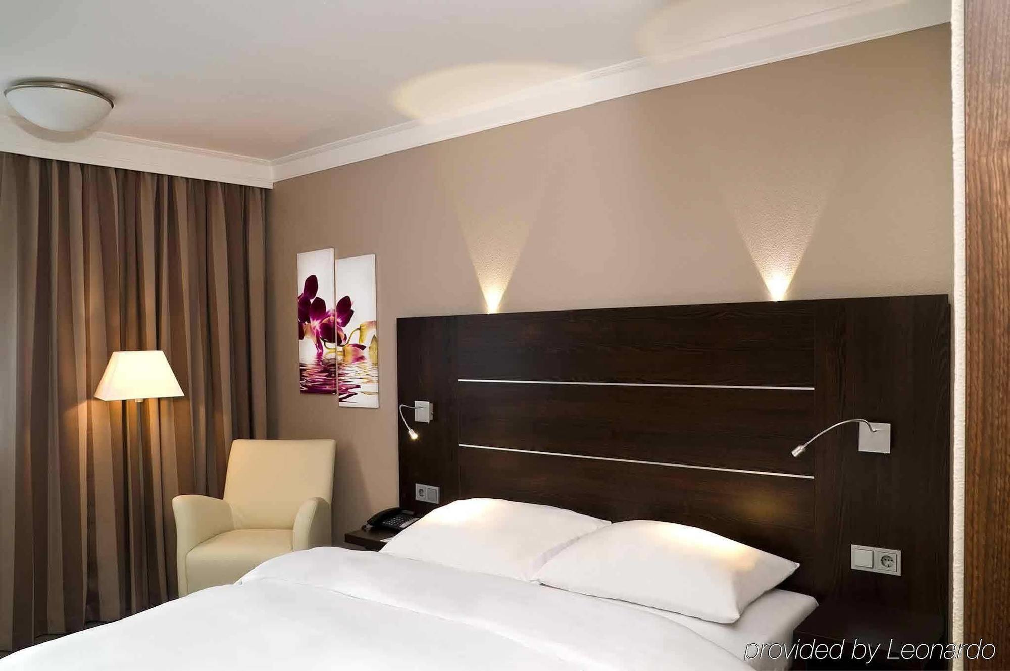 Mercure Hotel Люденшайд Екстер'єр фото